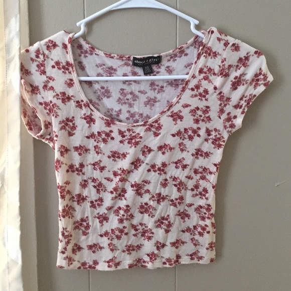 Floral crop top - Picture 1 of 2