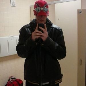 Meet your Posher, Joshua