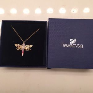 Swarovski tilly small pendant!