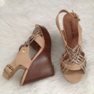 Madden girl wedges