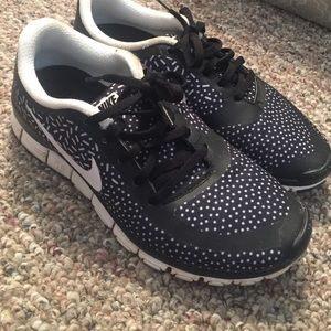 Nike Free 5.0 black sneakers