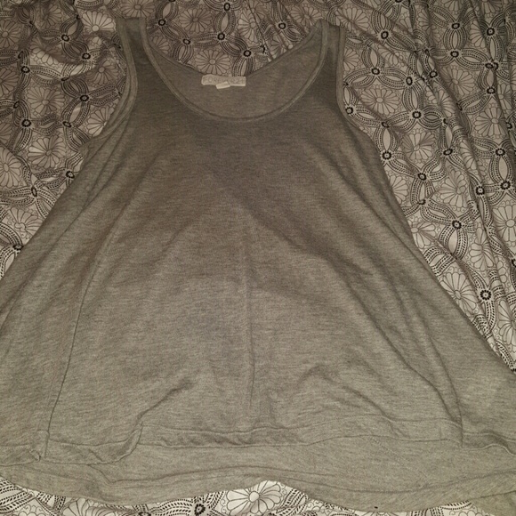 Ruffled-Back Tank - Picture 2 of 3