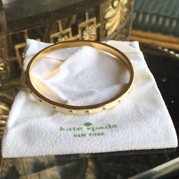 Kate spade white enamel bangle! 🌟