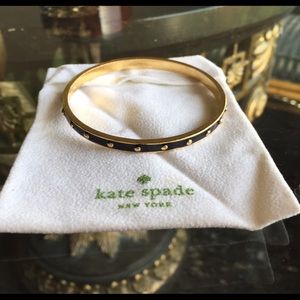 Kate Spade black enamel and gold bangle! 🎱