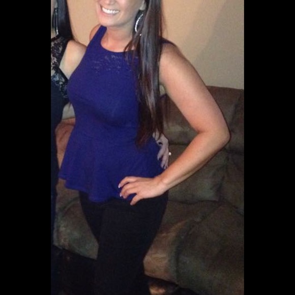 Express peplum top - Picture 3 of 4