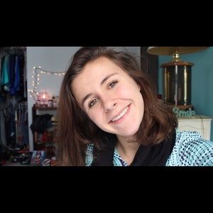 Meet your Posher, Macy