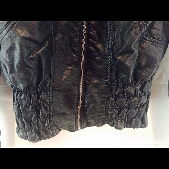 Jacket - Picture 4 of 4