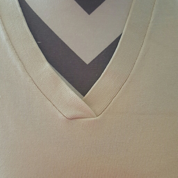 🔊Classifies Entier top🕪 - Picture 3 of 3