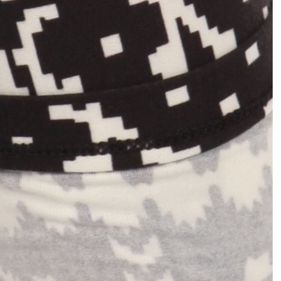 Super Soft Alberta Reindeer Leggings - Picture 2 of 3