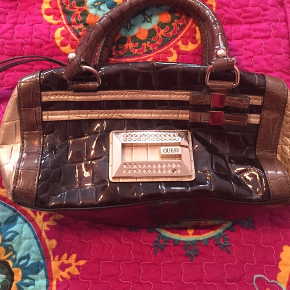 Guess purse