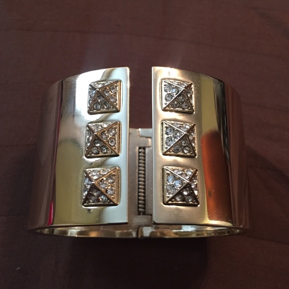 Victoria secret Jewelry - Victoria's Secret cuff