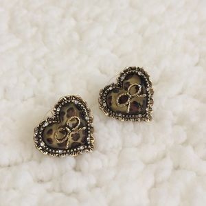 NWOT Betsey Johnson heart post earrings