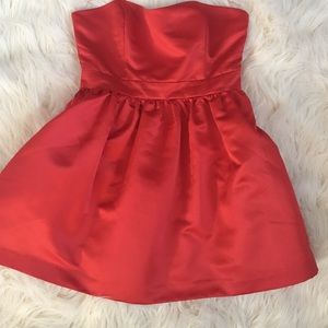 Short red strapless dress
