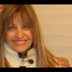 Meet your Posher, Angeles