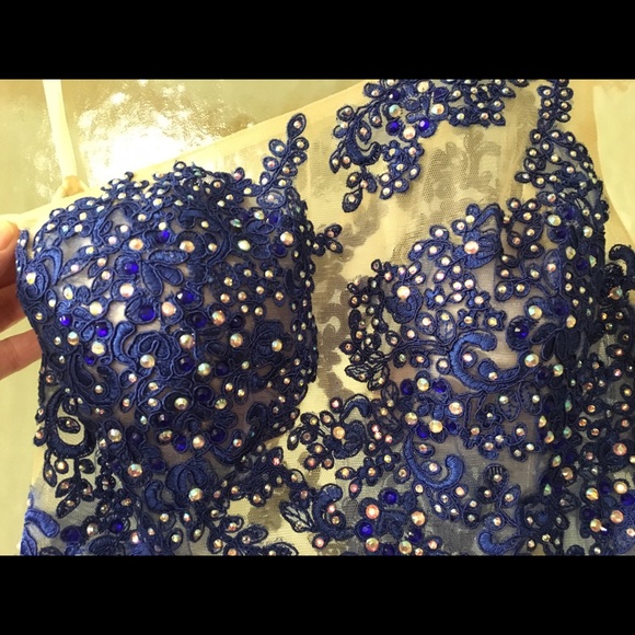 Prom Dress (Reserved- on hold) - Picture 4 of 4