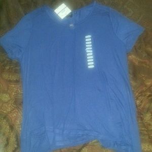 BLUE Dip-Tail Top (NWT)