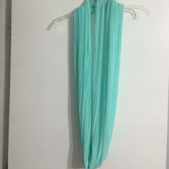 Infinity scarf
