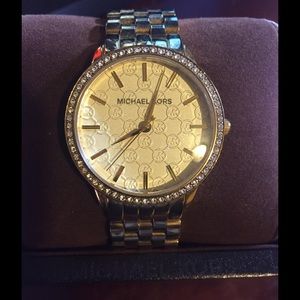 More photos 🚫SOLD🚫