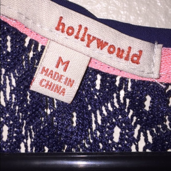 Cute blouse - Picture 4 of 4