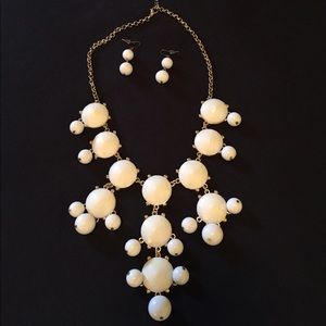 Fashion necklace and earrings