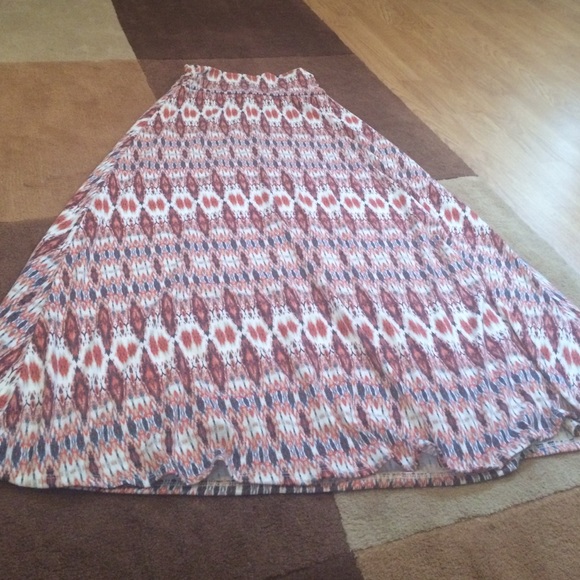maxi skirt