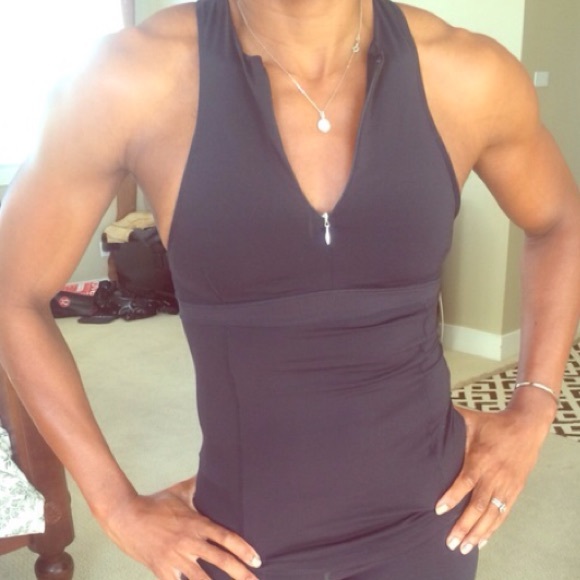 Lululemon black biker top