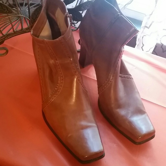 Ankle booties