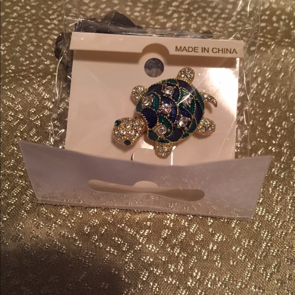Enamel & Rhinestone Turtle - Picture 3 of 4