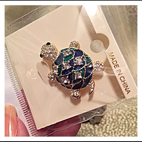 Enamel & Rhinestone Turtle - Picture 4 of 4