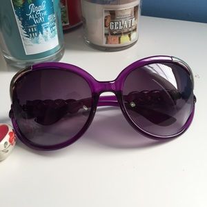 💜NWOT Purple Sunglasses