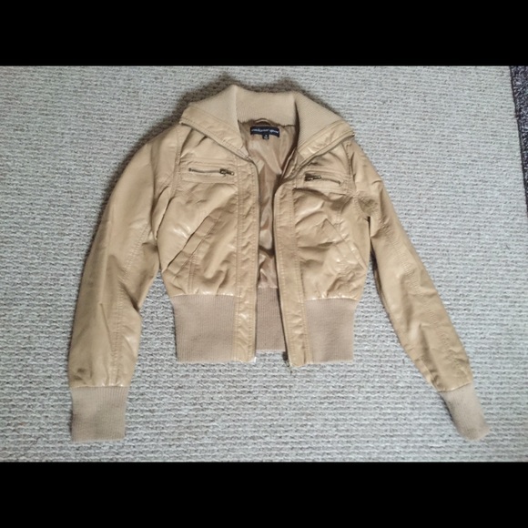 Jacket - Picture 2 of 3
