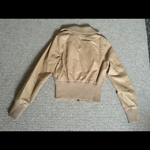 Jacket - Picture 3 of 3