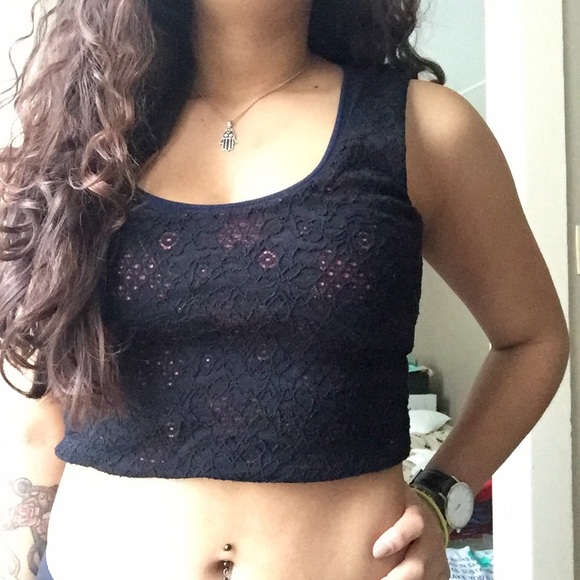 Crop top! - Picture 1 of 2