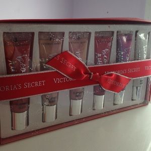 NWT Holiday Set of Victoria's Secret Lip Gloss