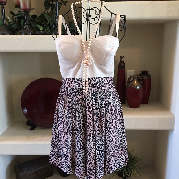 🎉Host Pick X2🎉Kardashian Kollection dress - Picture 2 of 4
