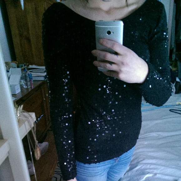 Sequin low-back top - Picture 2 of 4