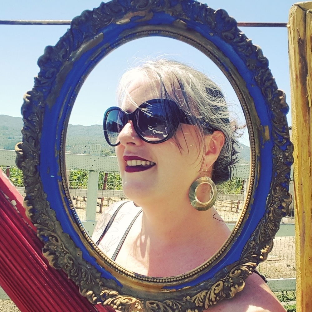 Meet your Posher, Jenn