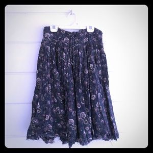 American Eagle Dark Floral-Patterned Skirt