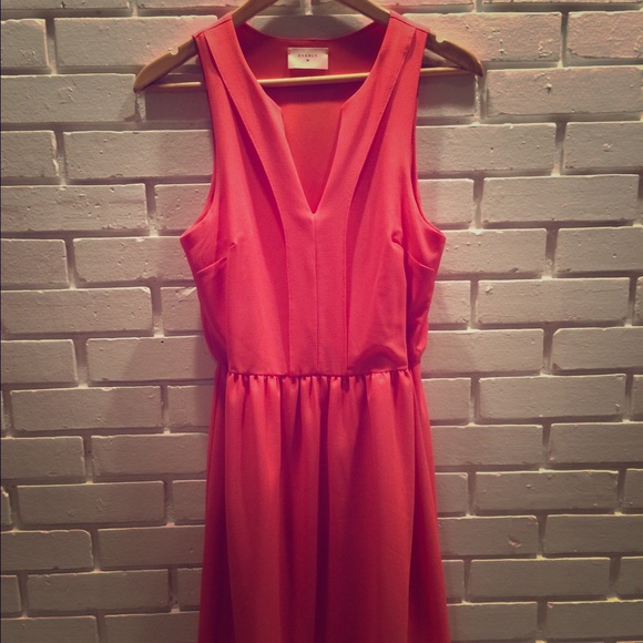 Everly Sleeveless Coral Sheath Dress