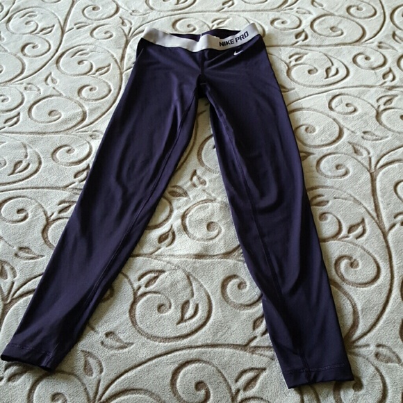 CLOSET CLOSING!!!Nike pro leggings