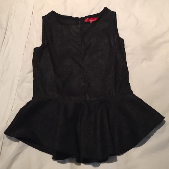 Red Saks Fifth Avenue Black Peplum Top - Picture 3 of 4