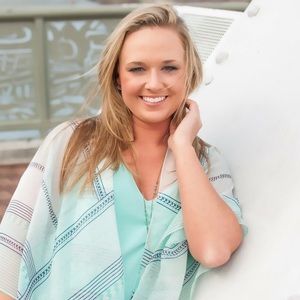 Meet your Posher, Sydney