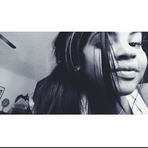 Meet your Posher, Chabeli