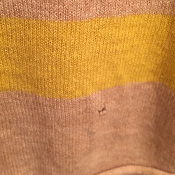 Beige and yellow light sweater - Picture 3 of 3