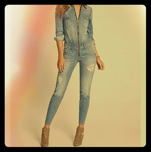Beautiful Guess Jean jumpsuit!!!!