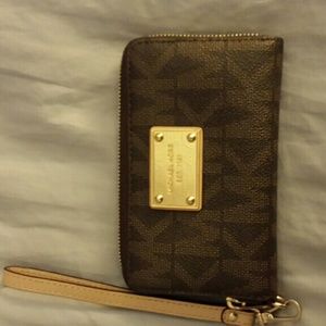 Michael Kors wallet