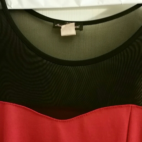 Preplum dress - Picture 2 of 3