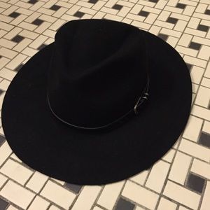 Black Felt Panama Hat