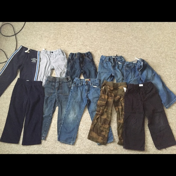 10 pair of 3t boys pants.