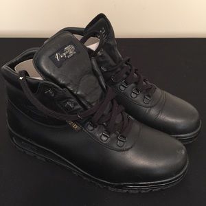 Size 10.5 - Vasque Sundowner Gore-Tex